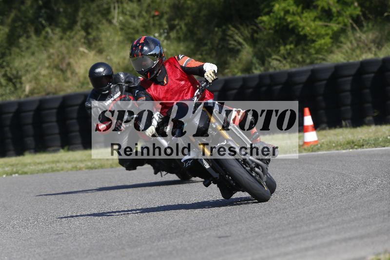 /Archiv-2025/17 17.05.2025 PROMAX ADR/Gruppe gruen/unklar